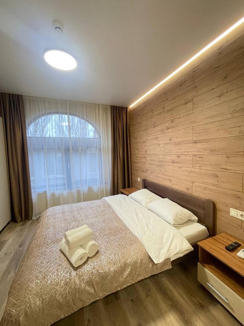 Pierre Apartments Odessa Exterior foto